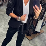 Adriana – Elegantni komplet sa blejzerom i pantalonama