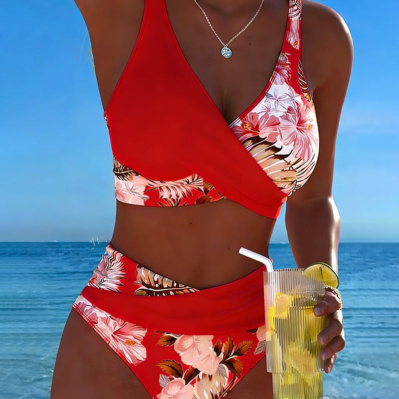 Bikini sa kontrastnim cvjetnim uzorkom i prorezom
