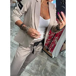 Adriana – Elegantni komplet sa blejzerom i pantalonama