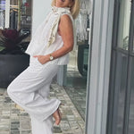 Cyra – Minimalistički komplet sa bluzom i pantalonama