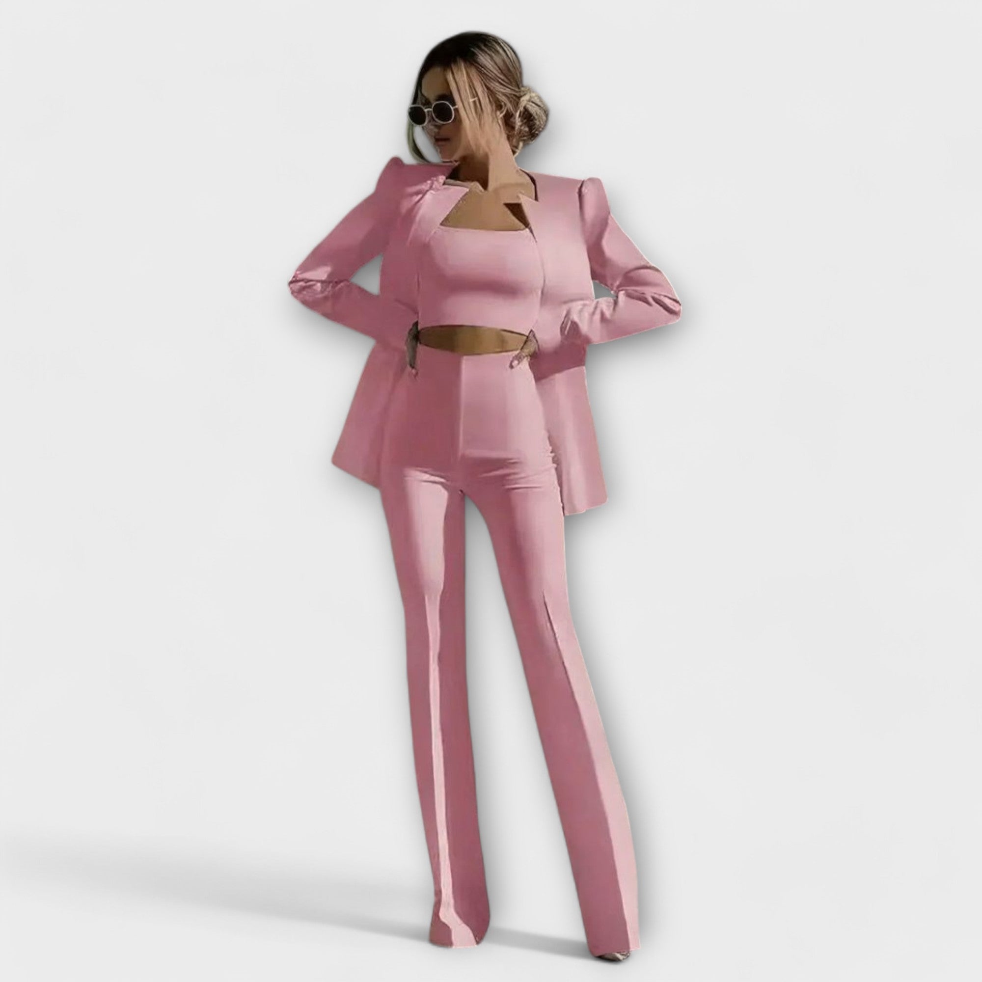 Selina – Elegantni komplet sa blejzerom i pantalonama