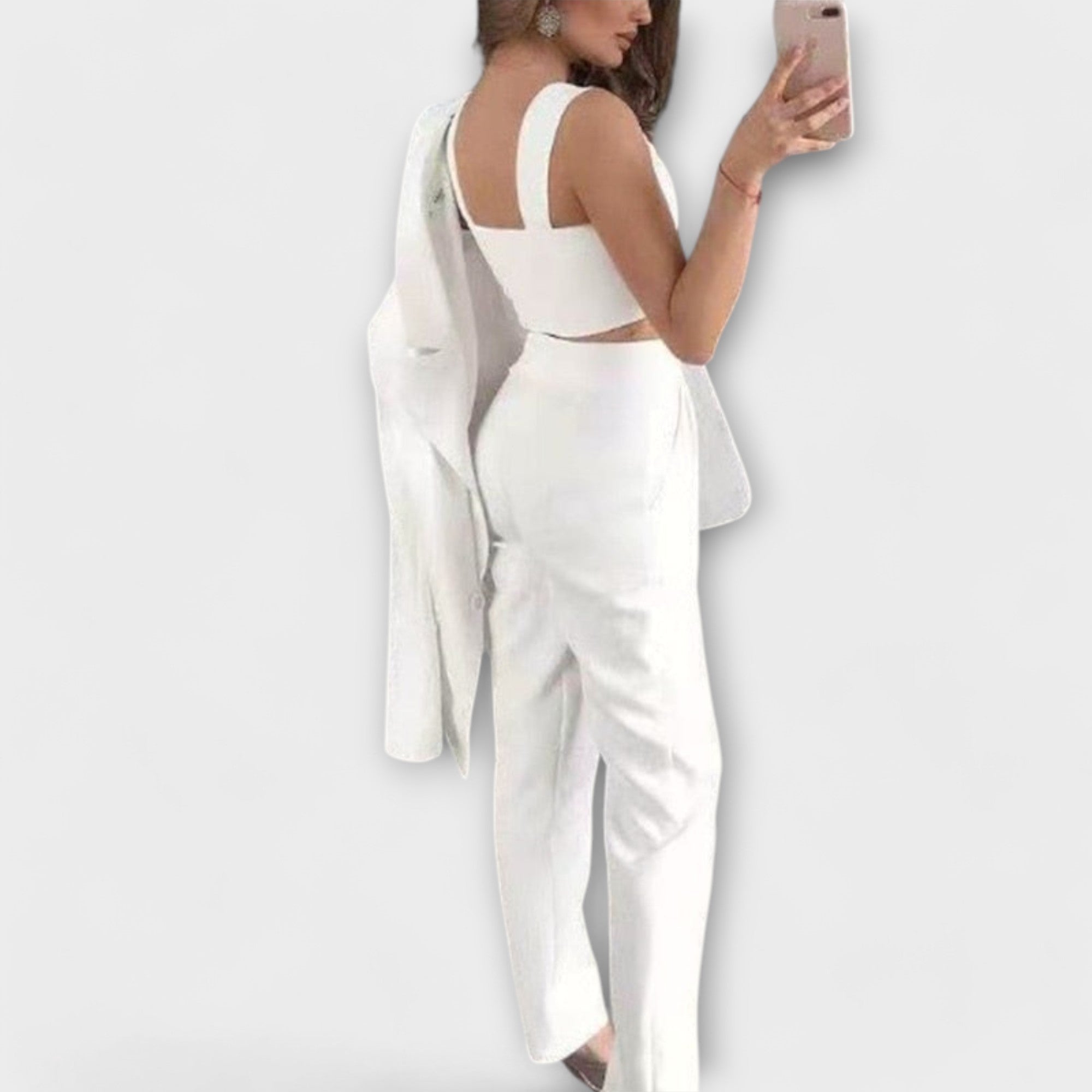 Selina – Elegantni trodelni komplet sa blejzerom, topom i pantalonama