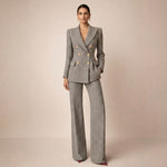 Gabriela – Elegantni komplet sa blejzerom i pantalonama