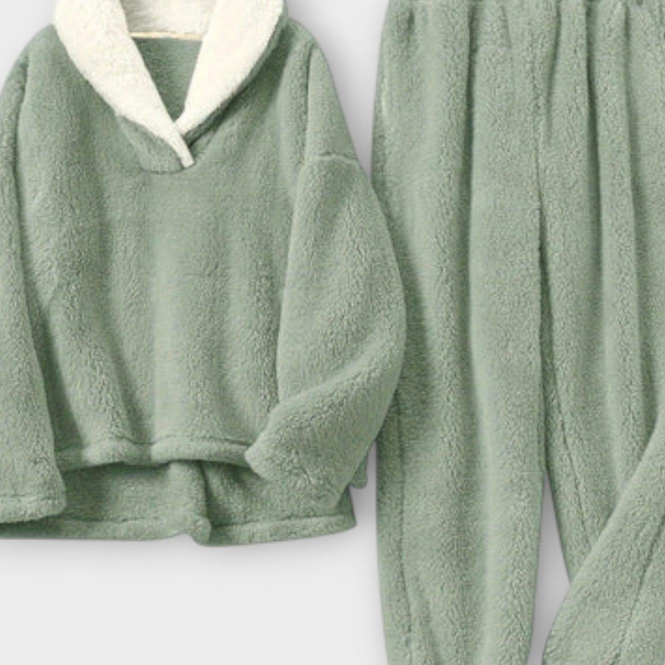 Karolina – Topli komplet sa košuljom i pantalonama