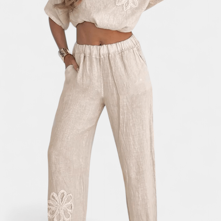 Natalia – Boho komplet sa bluzom i pantalonama