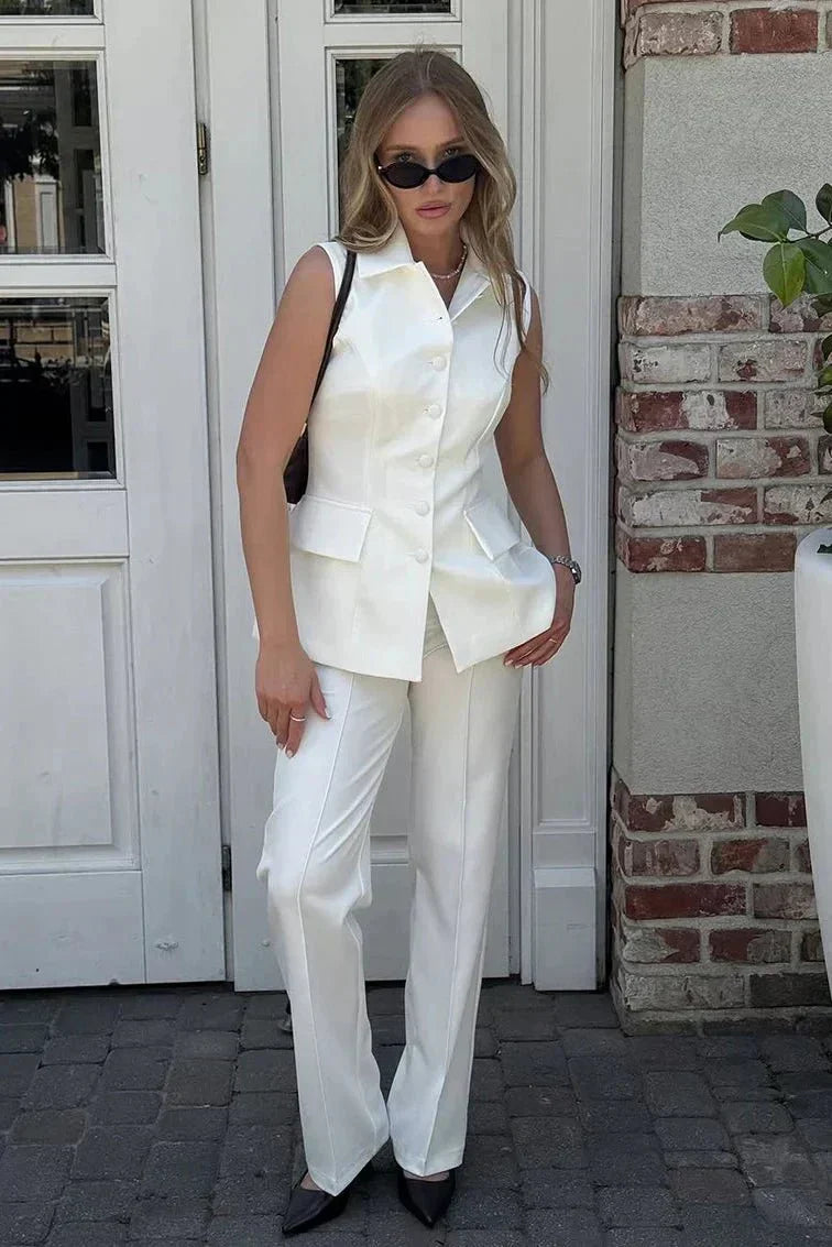 Portofino – Elegantni komplet sa prslukom i širokim pantalonama