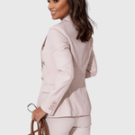 Rosalind – Elegantni komplet sa blejzerom i pantalonama