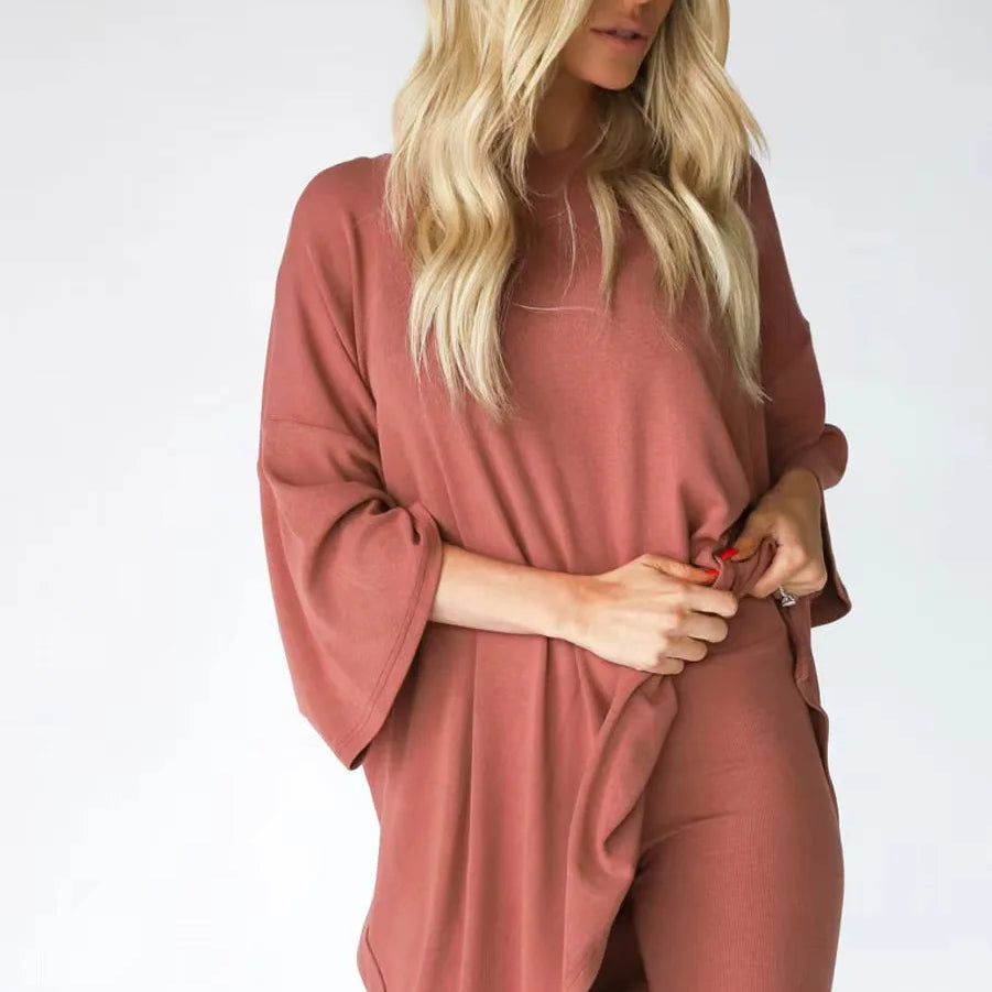 Demi – Komplet sa topom i pantalonama