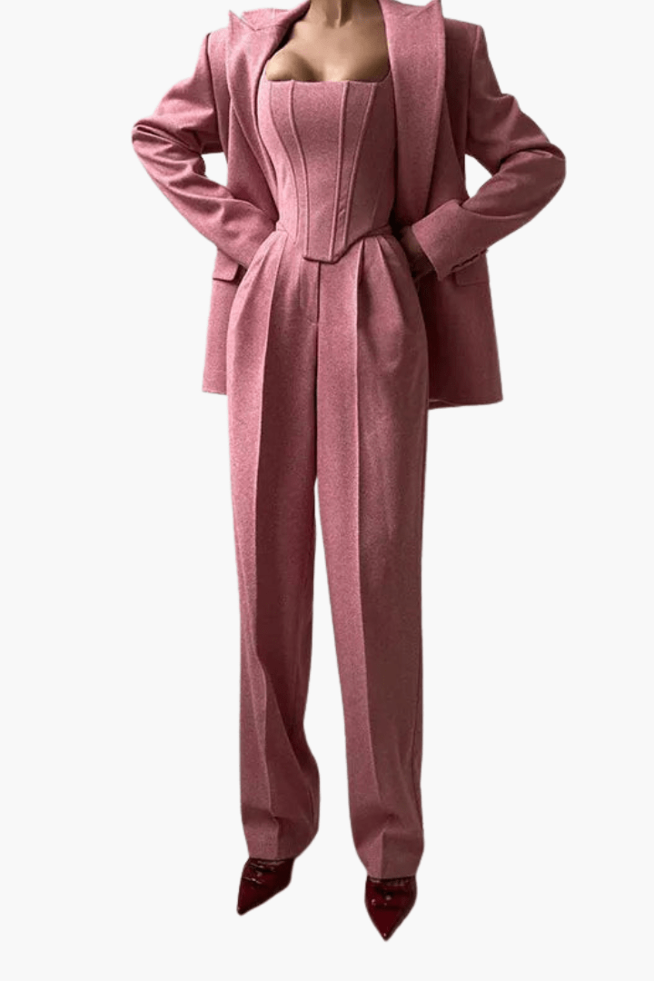 Sienna – Elegantni trodelni komplet sa blejzerom, topom i pantalonama