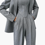 Sienna – Elegantni trodelni komplet sa blejzerom, topom i pantalonama