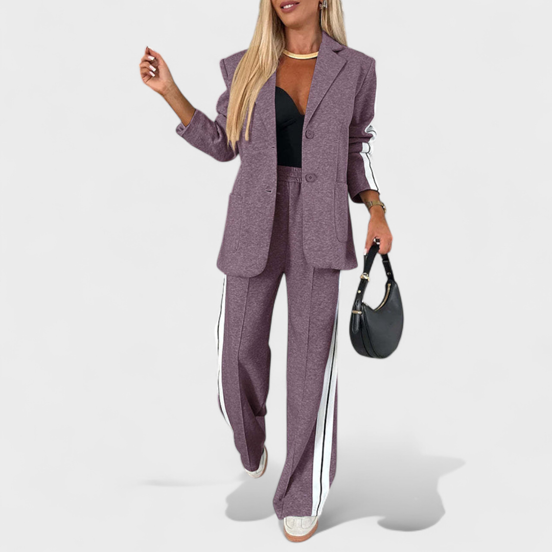 Filomena – Elegantni komplet sa blejzerom i pantalonama