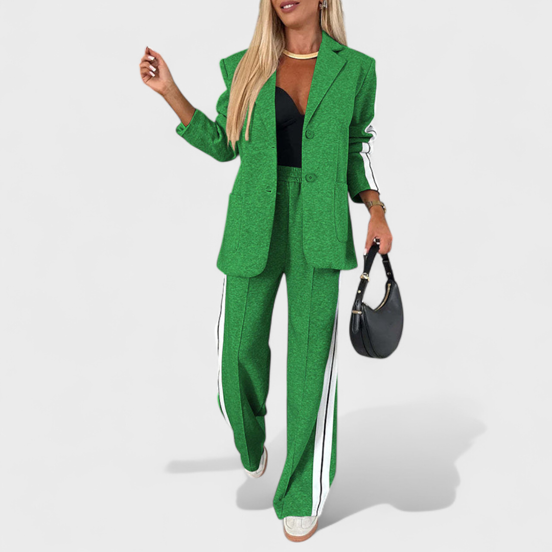 Filomena – Elegantni komplet sa blejzerom i pantalonama