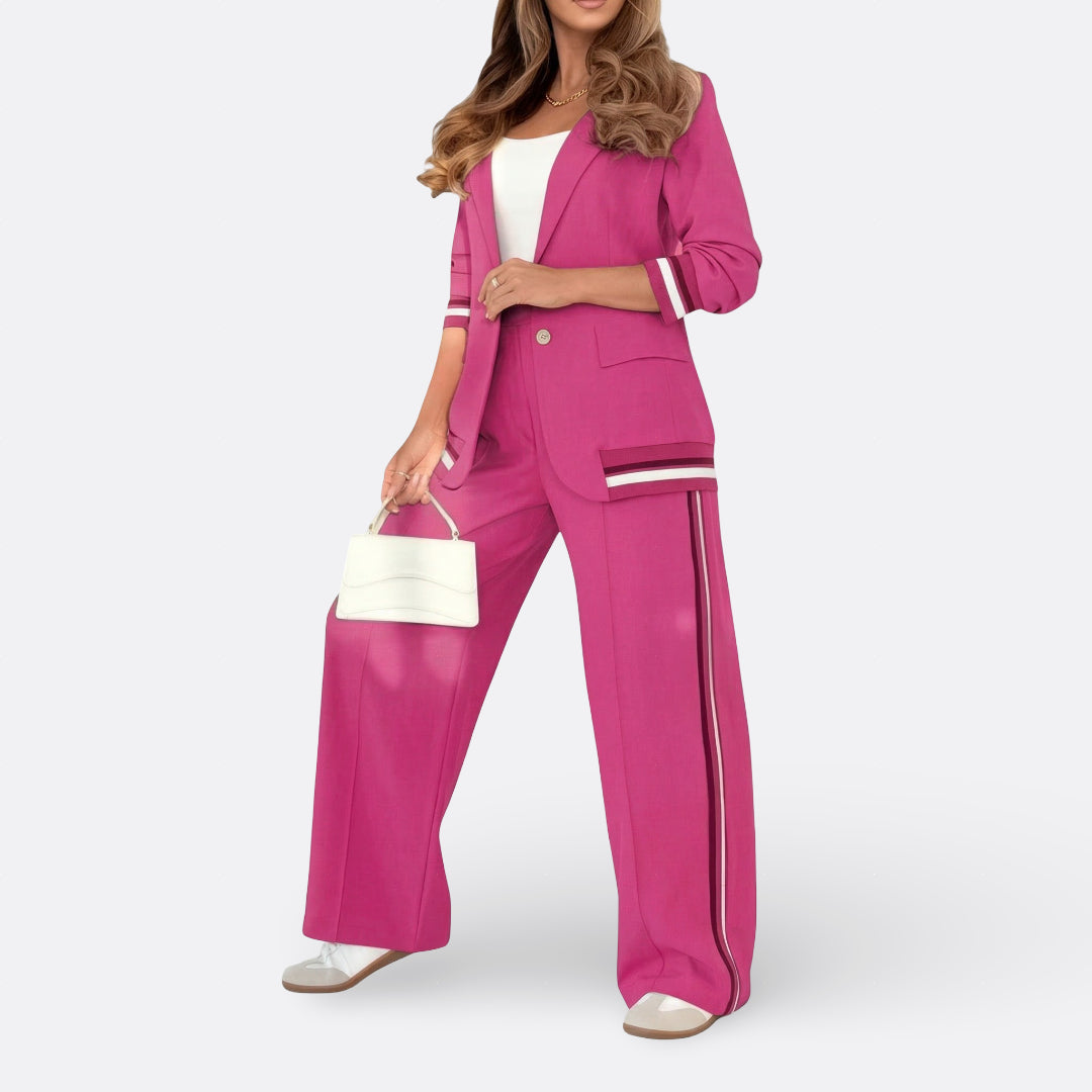 Clara – Elegantni komplet sa blejzerom i pantalonama