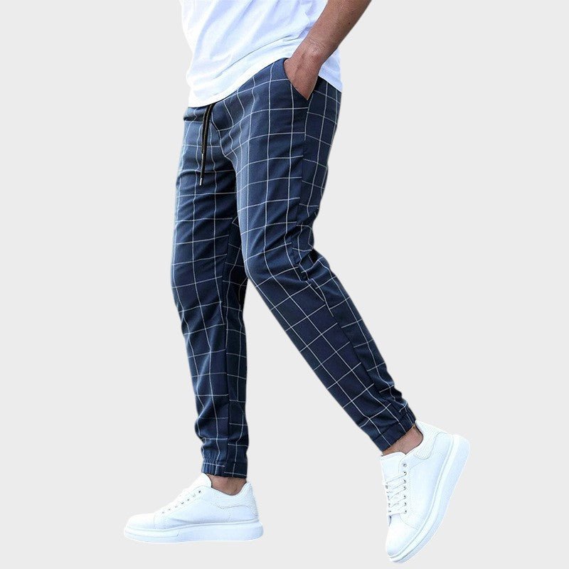 Pantalone za trening sa karo šarom