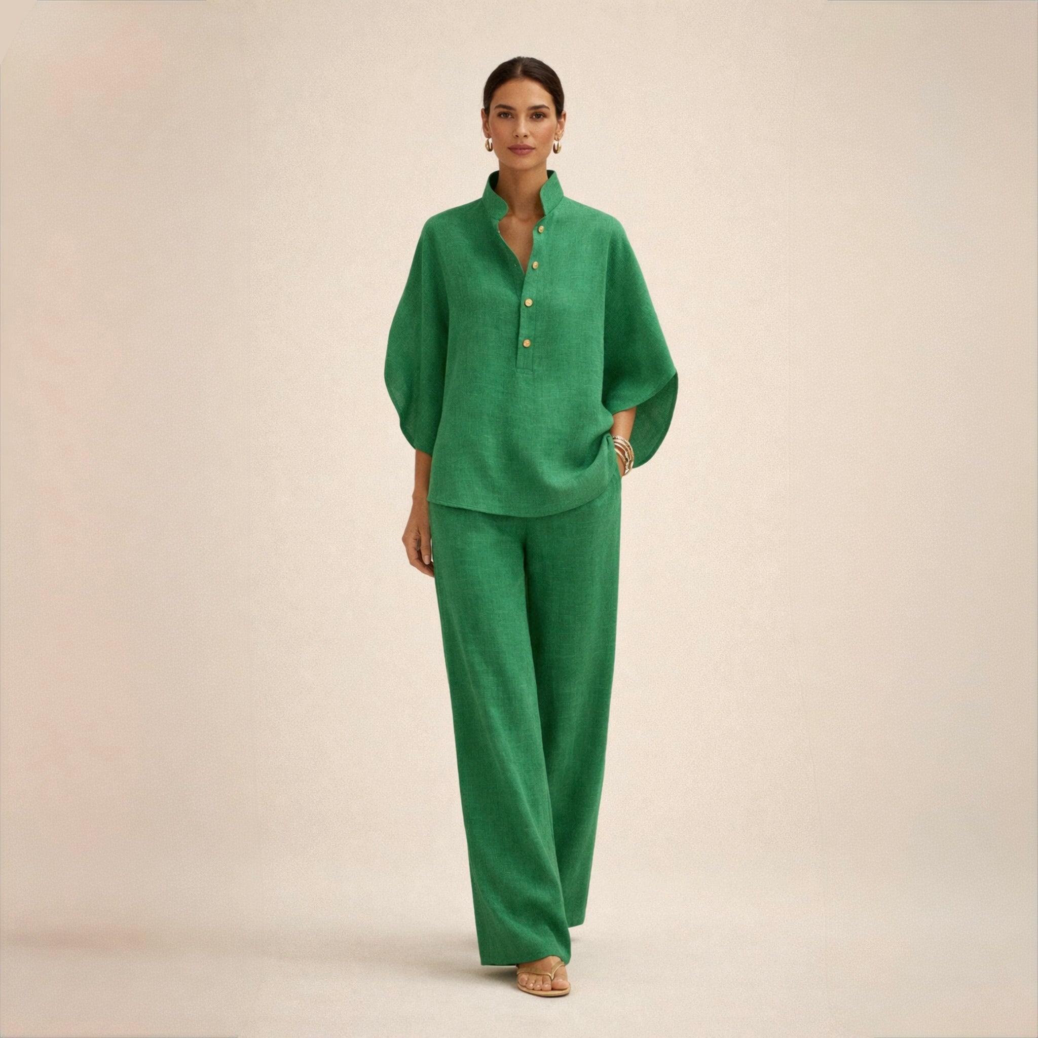 Maria – Minimalistički komplet sa bluzom i pantalonama